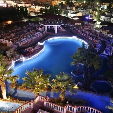 منتجع Phoenix Sun غومْبيت